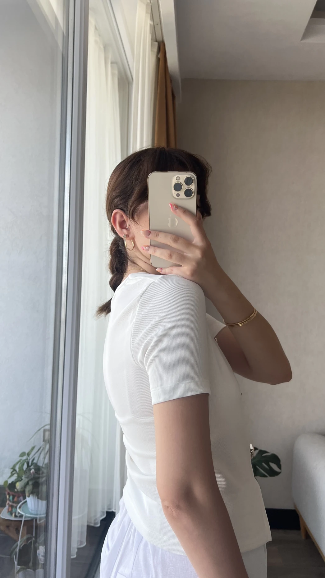 Clasic Beyaz Önü Düğme Detay Fitili T-Shirt