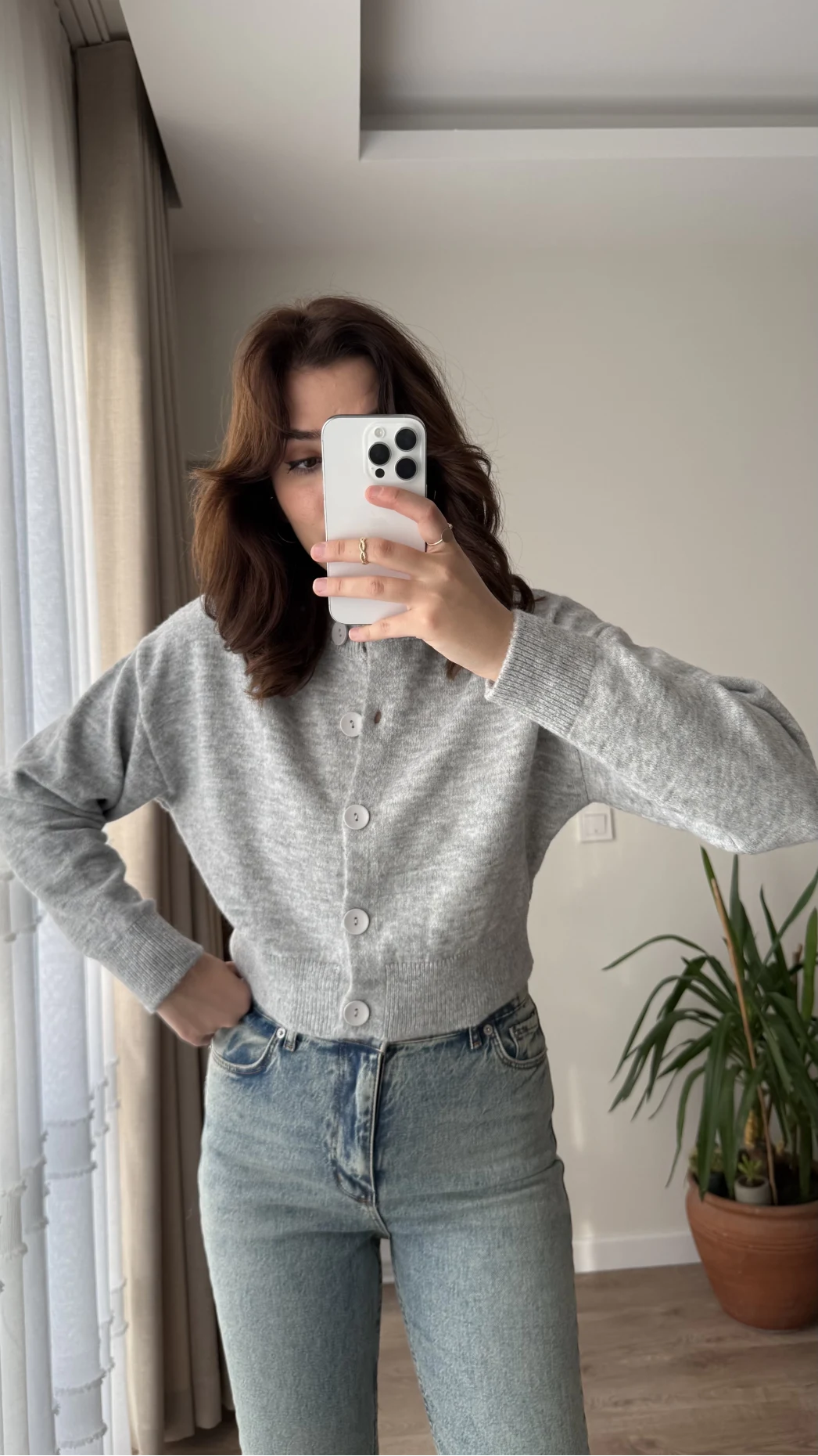Crop Düğmeli Yumoş Hırka Gri