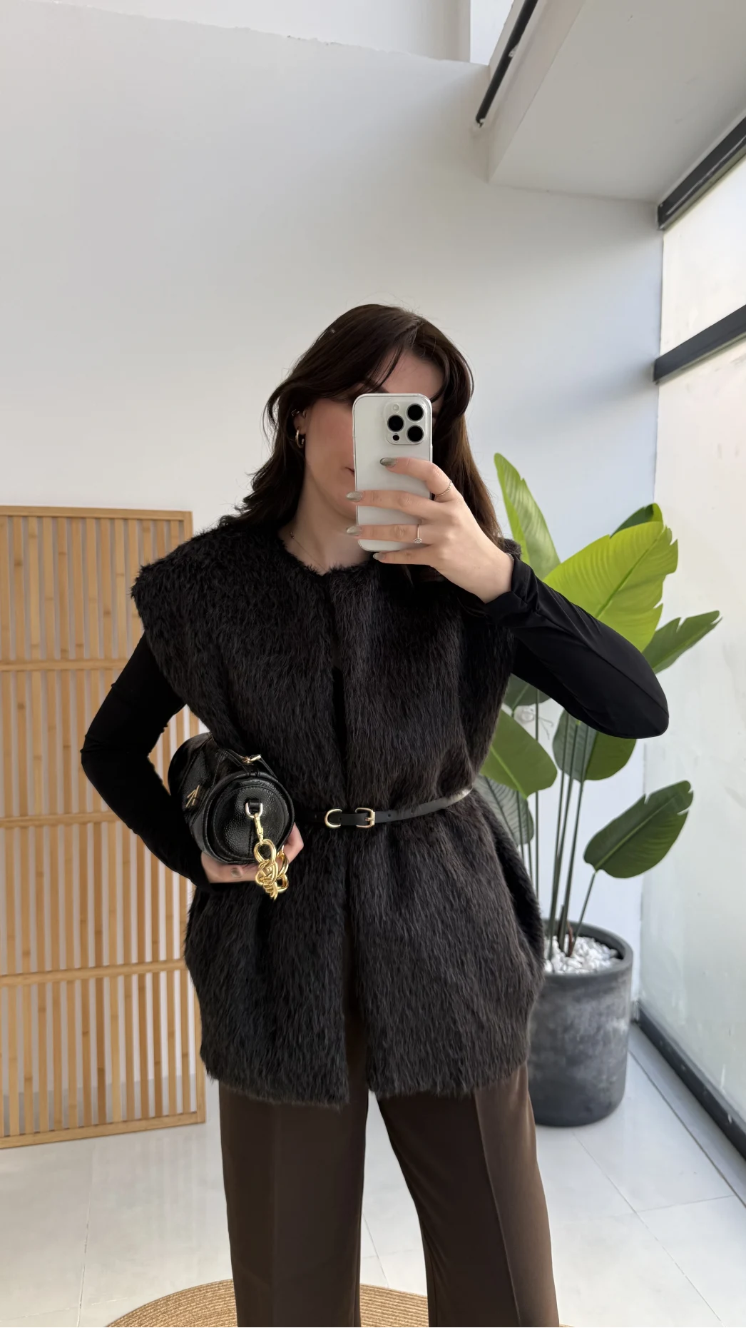 Daniella Kemerli Peluş Yelek - Siyah - Kod: 25500