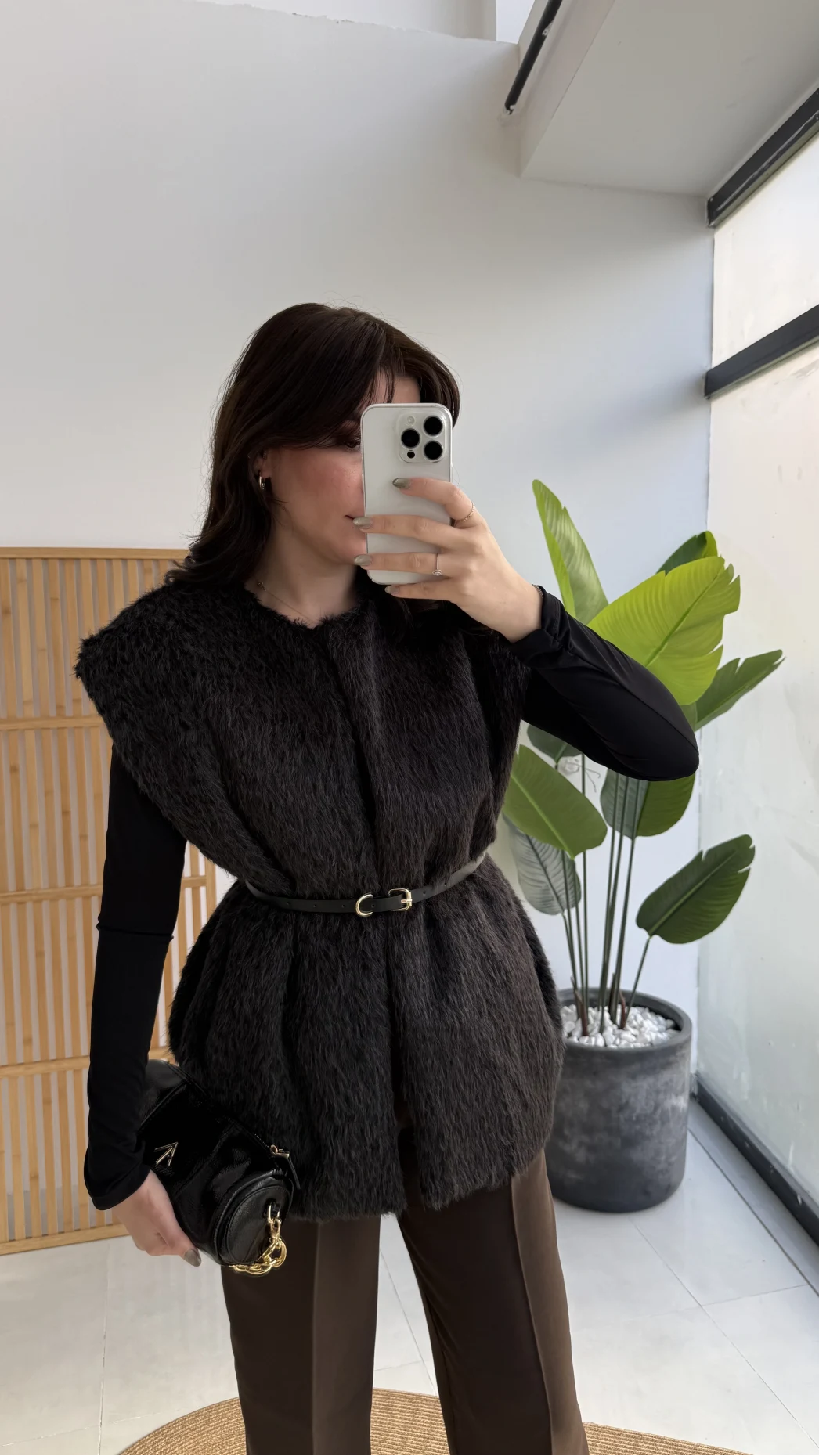 Daniella Kemerli Peluş Yelek - Siyah - Kod: 25500