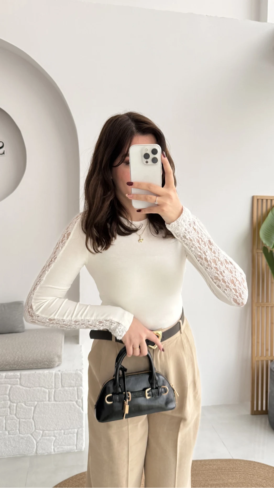 Dantel Detay Parmak Geçmeli Body - Ekru