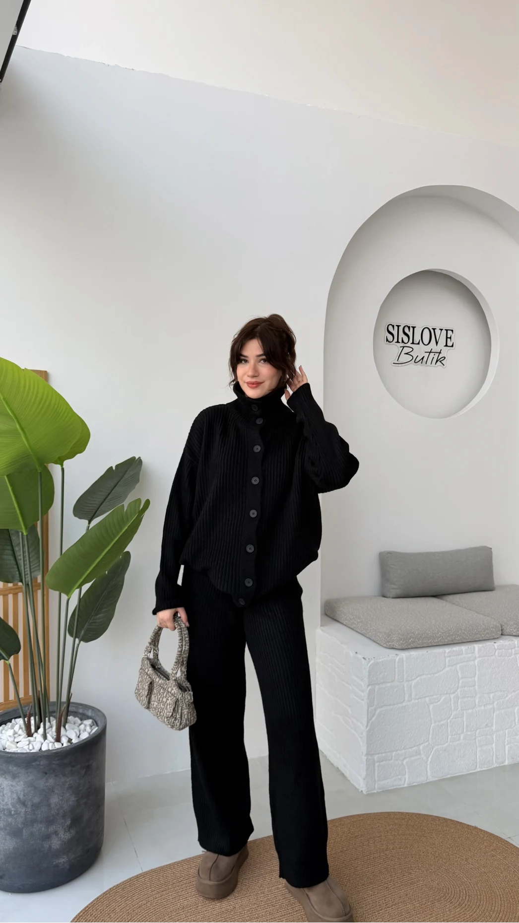 Delaney Boğazlı Triko Hırka Takım - Siyah