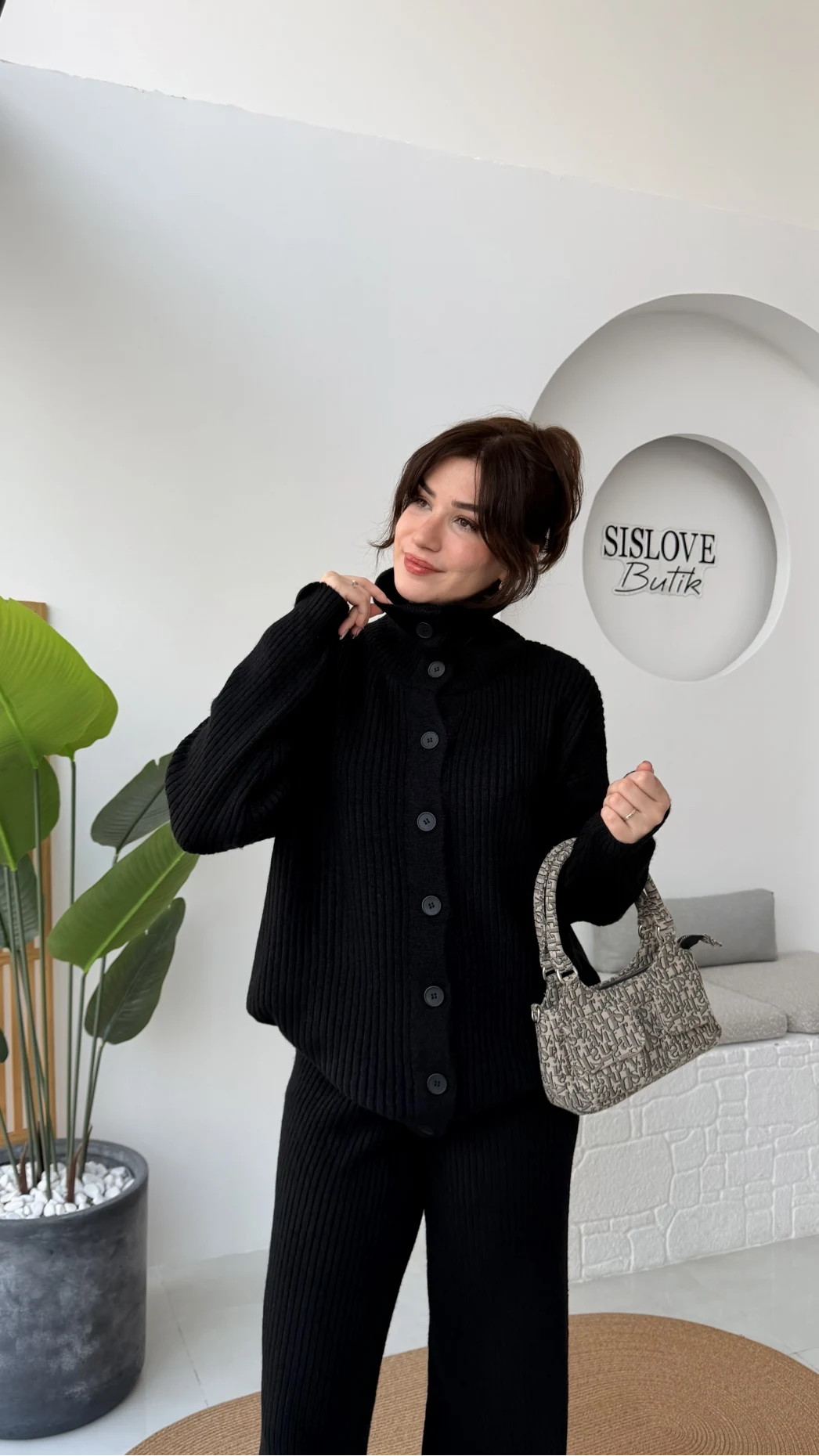 Delaney Boğazlı Triko Hırka Takım - Siyah