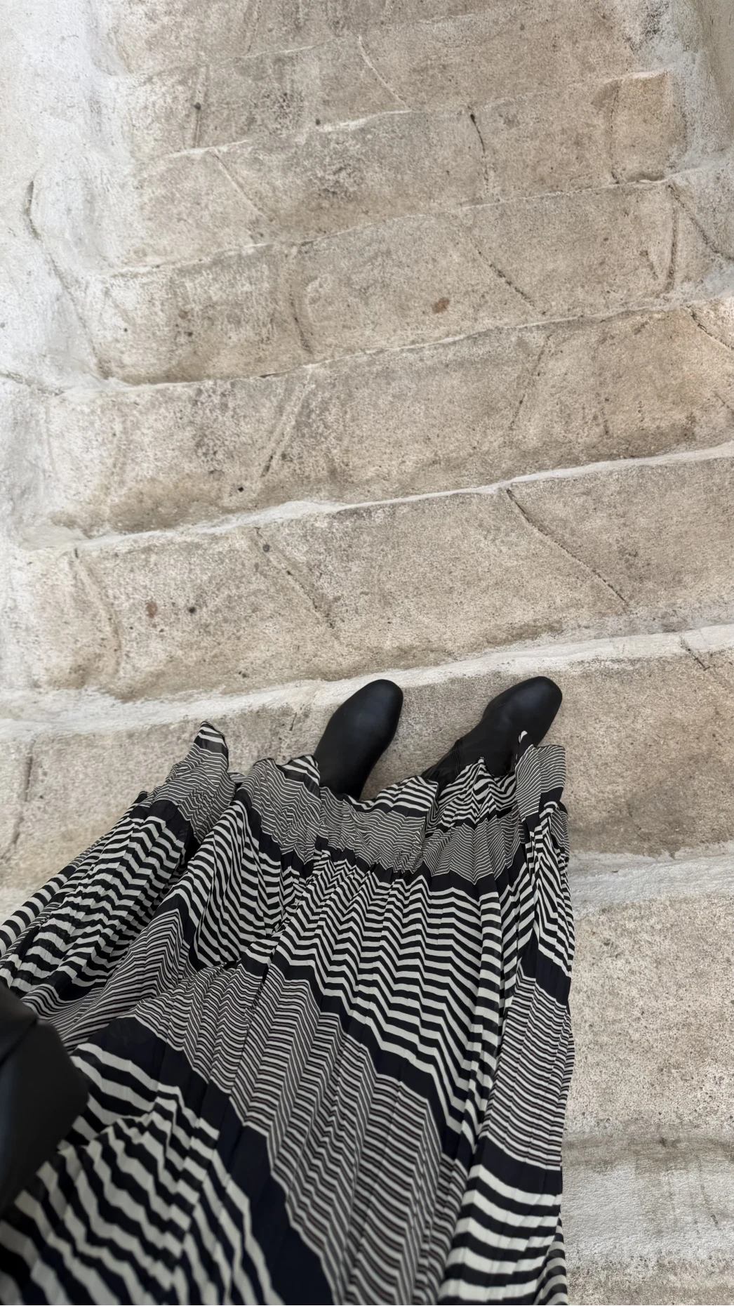 Diana Çizgili Asimetrik Kesim Şifon Etek - Siyah - Kod: 3373