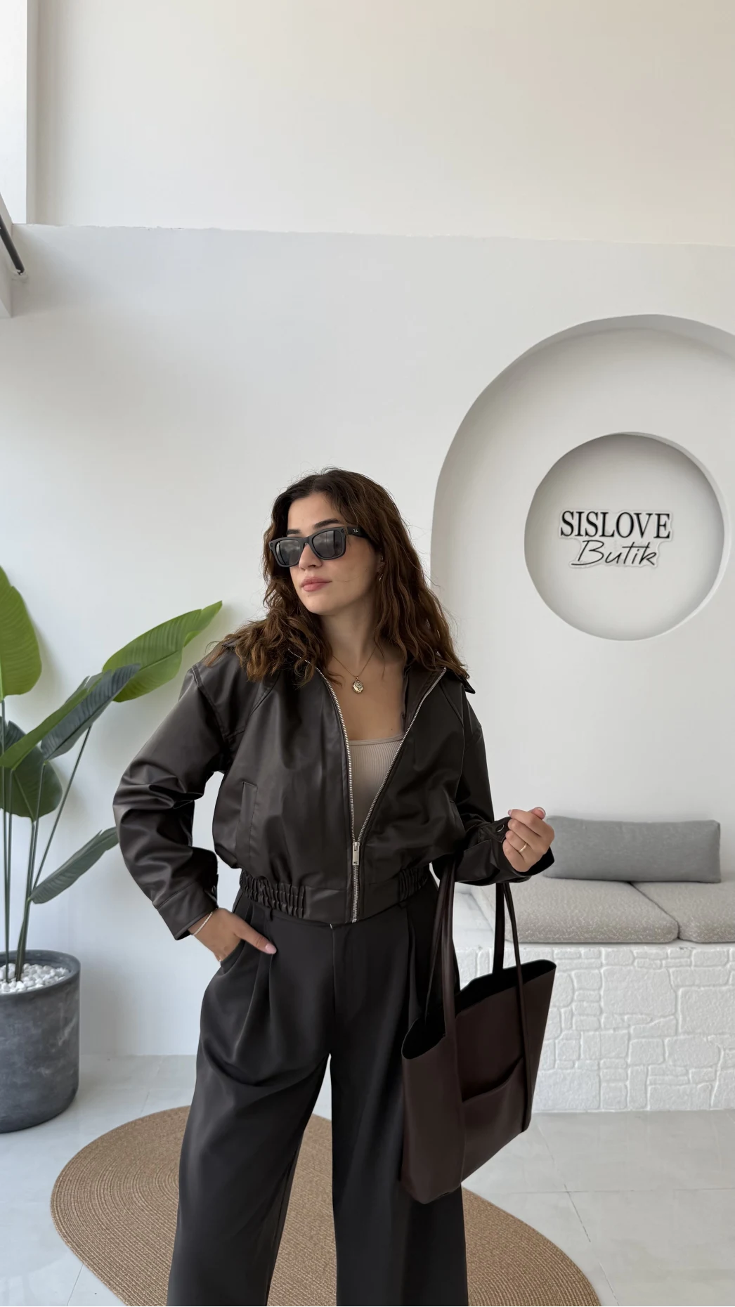 Dolly Beli Lastikli Kısa Deri Ceket - Kahve