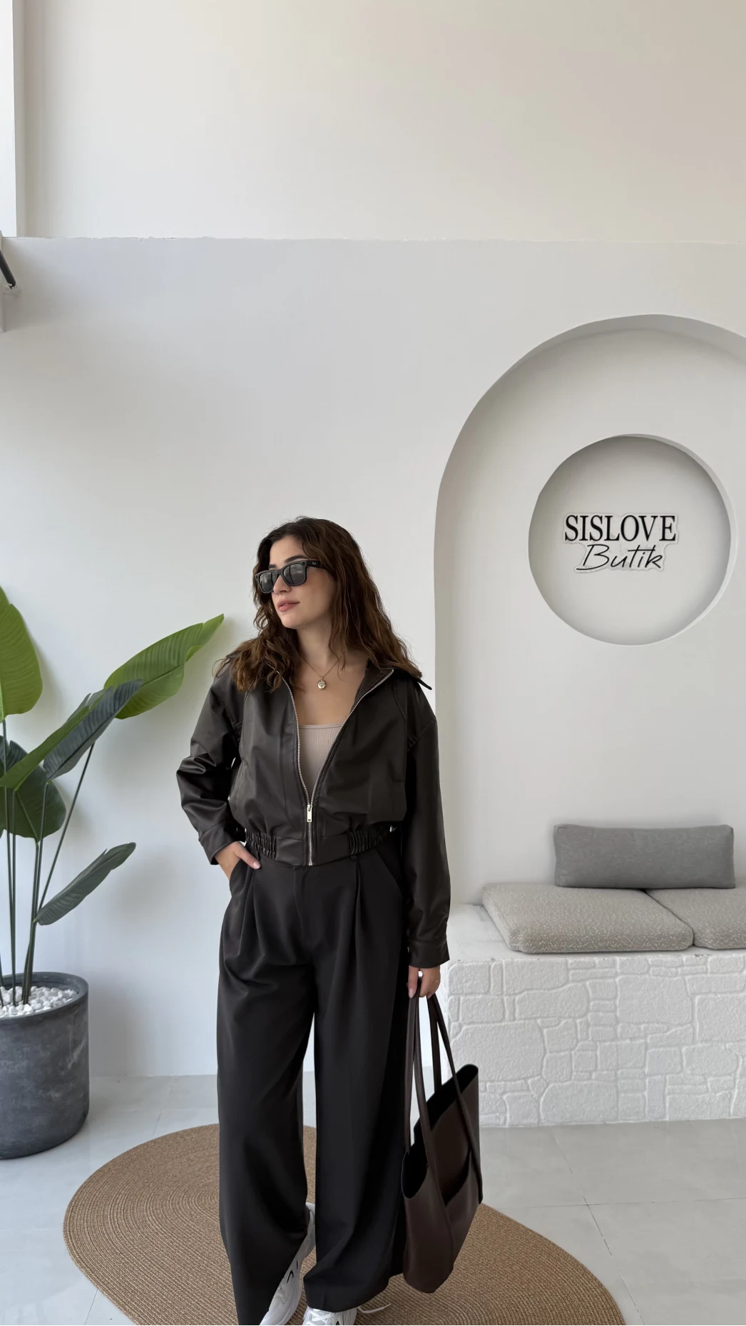 Dolly Beli Lastikli Kısa Deri Ceket - Kahve