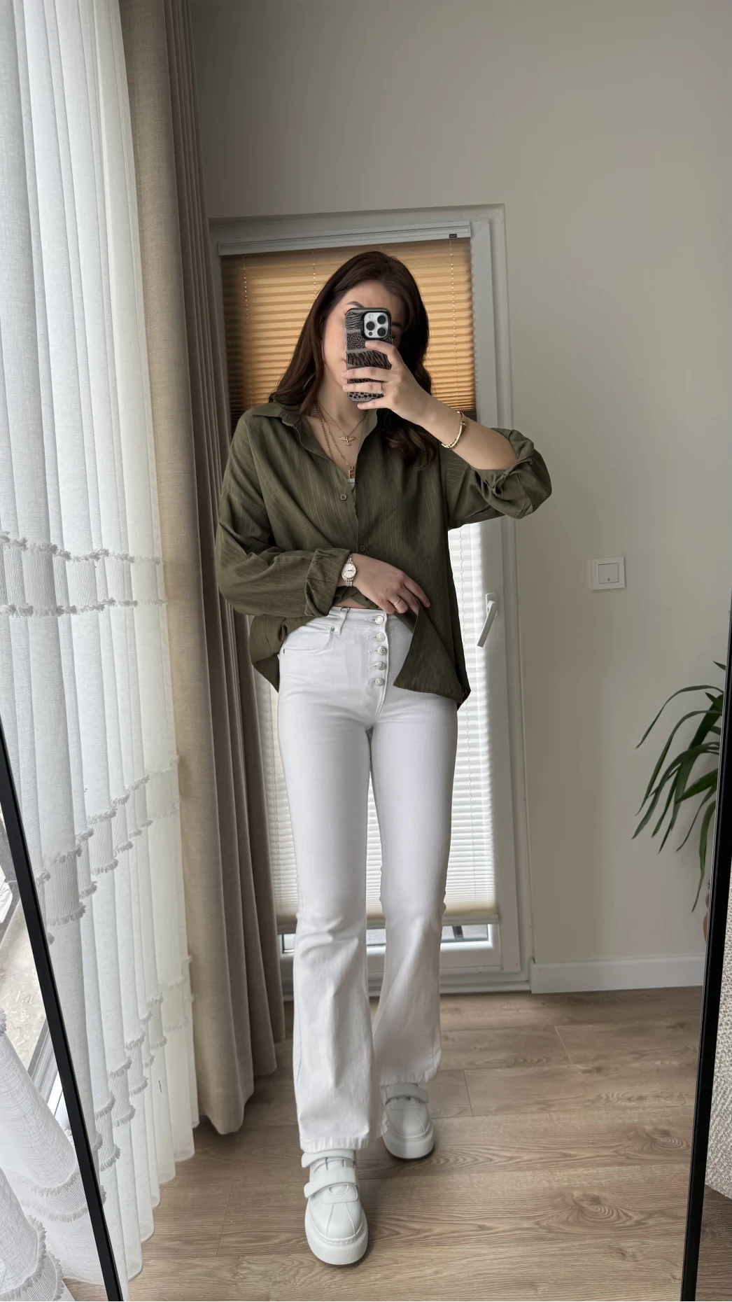 Düğmeli Likralı İspanyol Jean - Beyaz