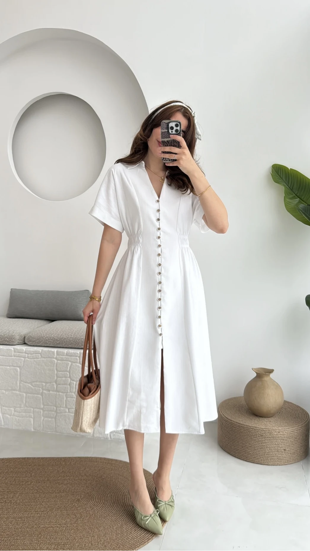 Düğmeli V Yaka Elbise - 2247 - Beyaz