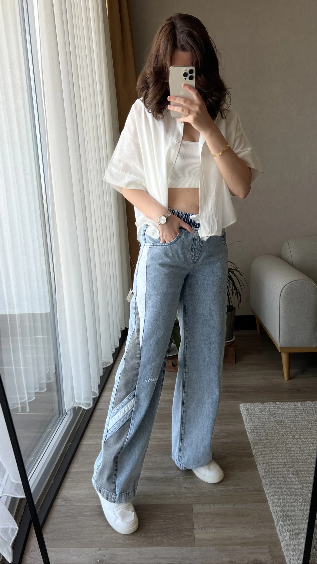 Düşük Bel Detaylı Jean