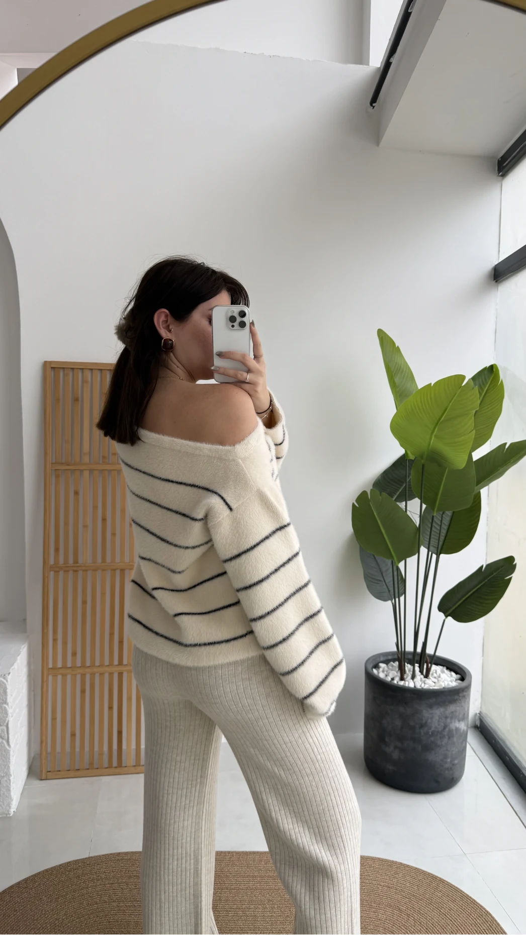 Edwin Kayık Yaka Yumoş Çizgili Kazak - Ekru