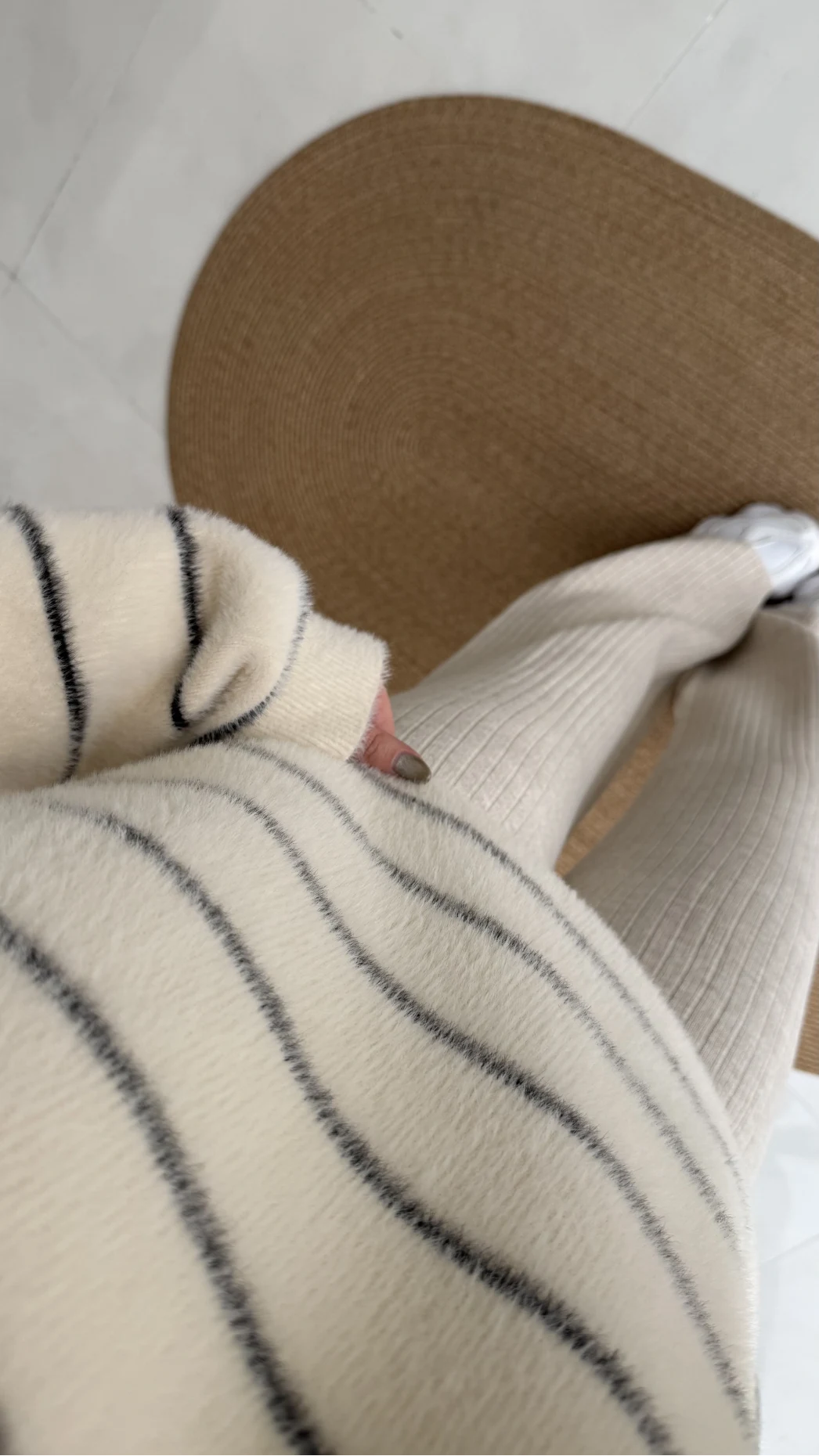 Edwin Kayık Yaka Yumoş Çizgili Kazak - Ekru