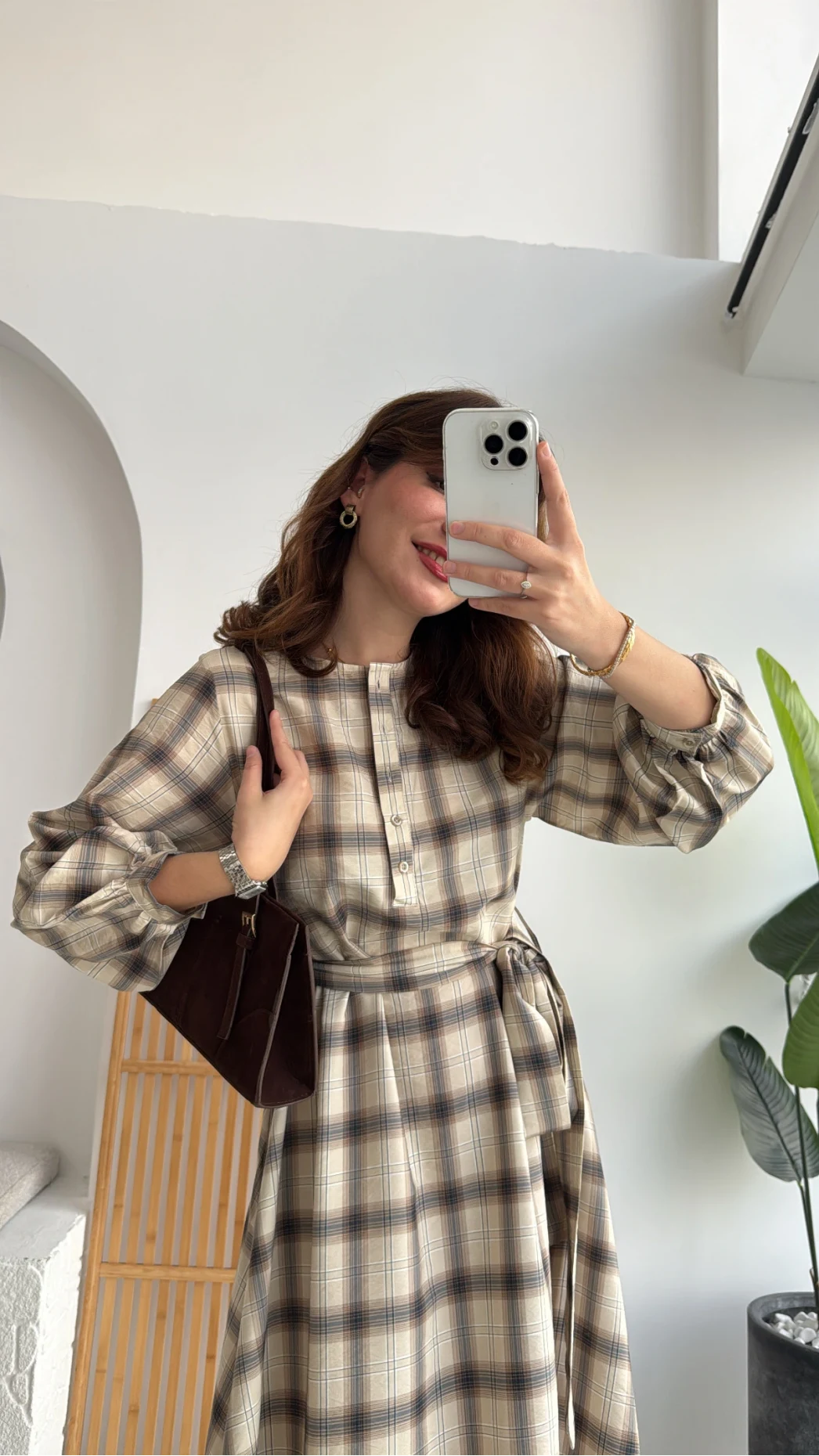 Ekose Desenli Kuşaklı Kloş Elbise - Bej - Kod:26502