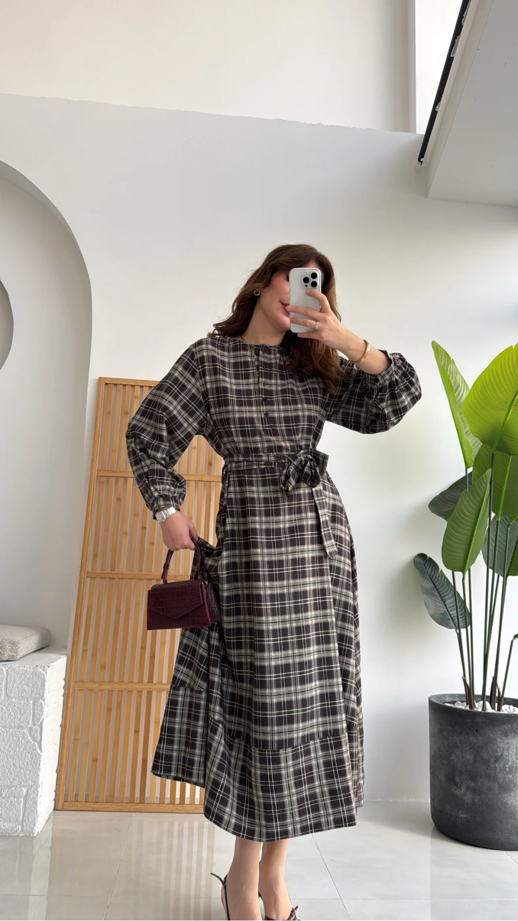 Ekose Desenli Kuşaklı Kloş Elbise - Kahverengi - Kod:26502