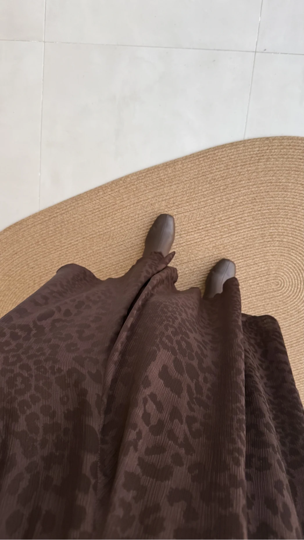 Eleanor Asimetrik Kesim Saten Etek - Acı Kahve - Kod: 3362