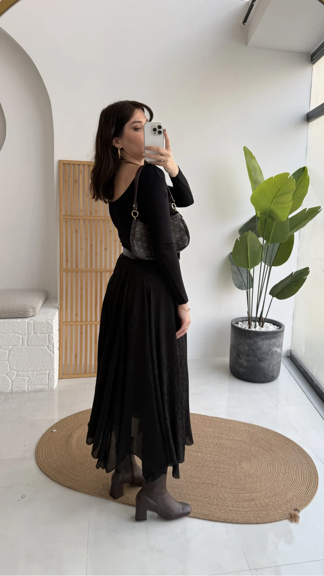 Eleanor Asimetrik Kesim Saten Etek - Siyah - Kod: 3362