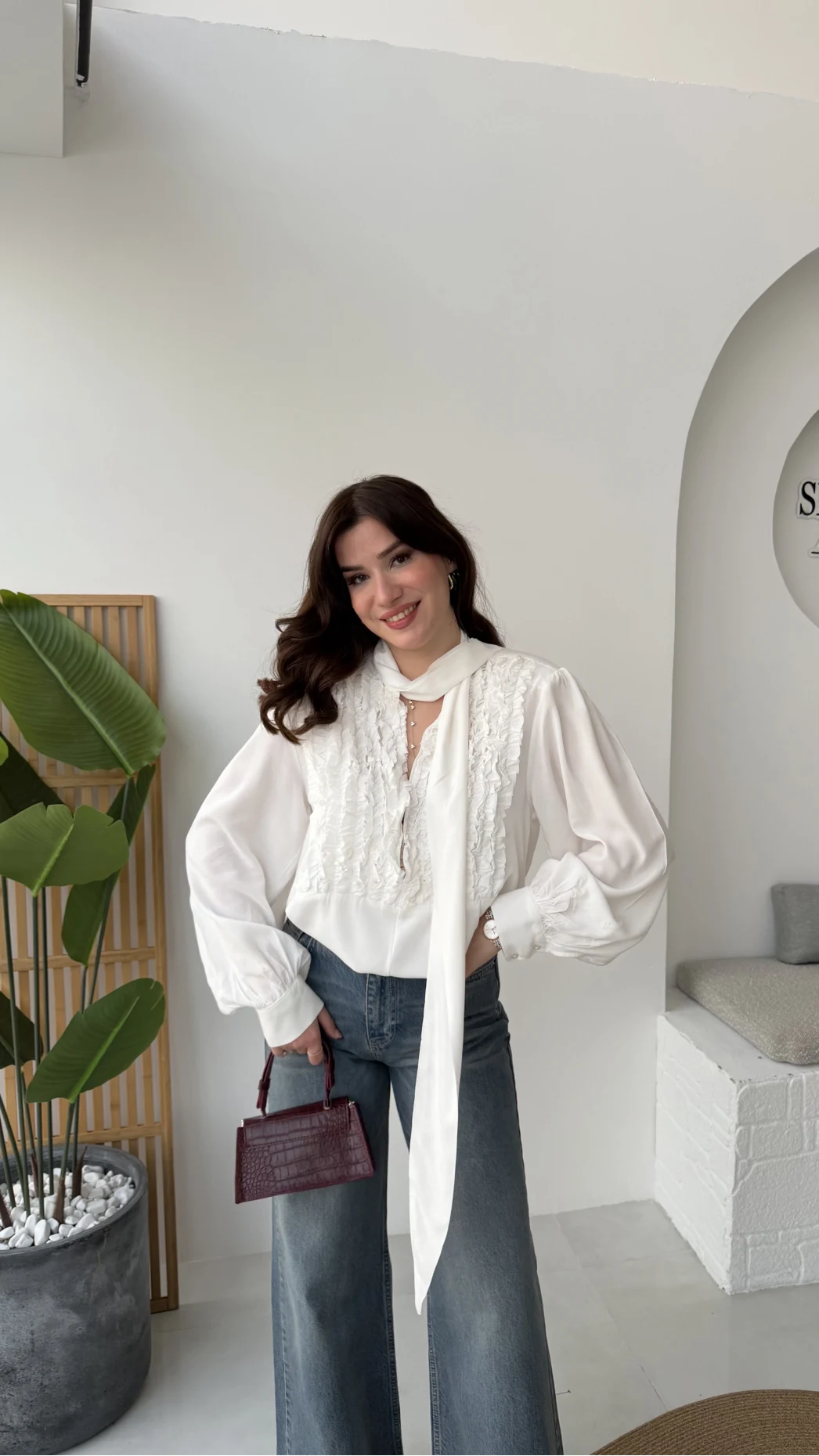 Fırfır Detay Fular Bağlamalı Vatkalı Gömlek - Beyaz - Kod: 112246