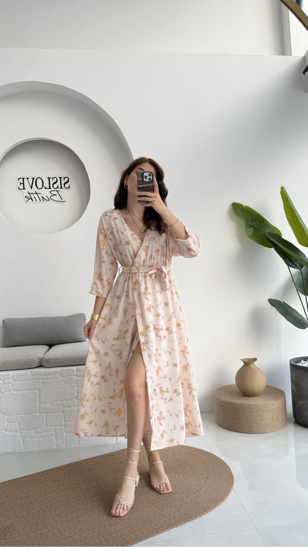 Forrest - Çiçek Detaylı Astarlı Elbise - Bej - 3039