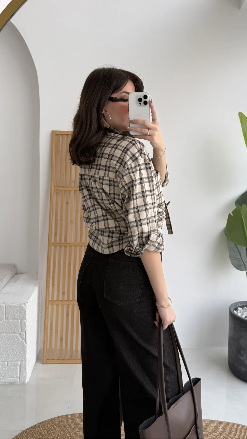 Fular Bağlamalı Taşlı Gömlek - Bej - Kod: 2180