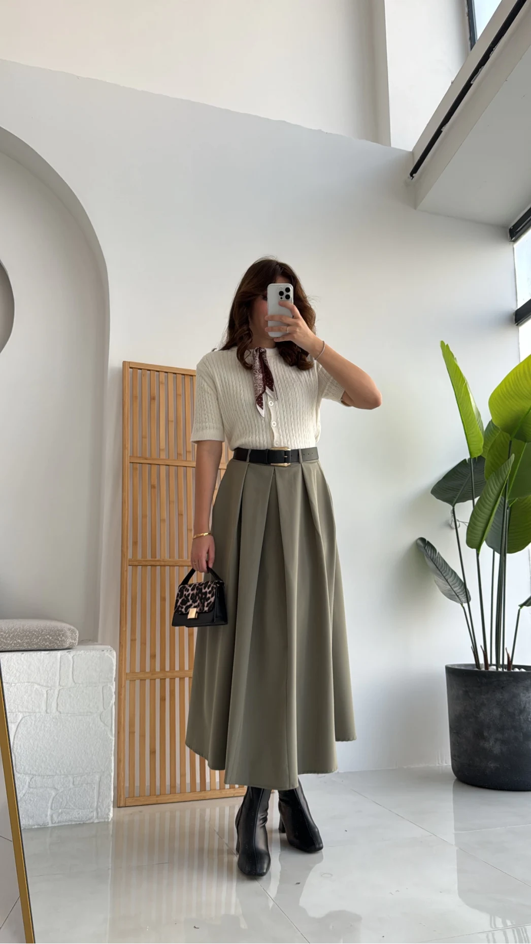 Fularlı Saç Örgü Hırka - Ekru