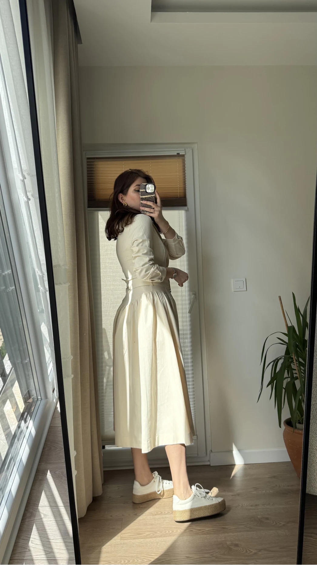 Gabardin Kuşaklı Prenses Elbise Krem