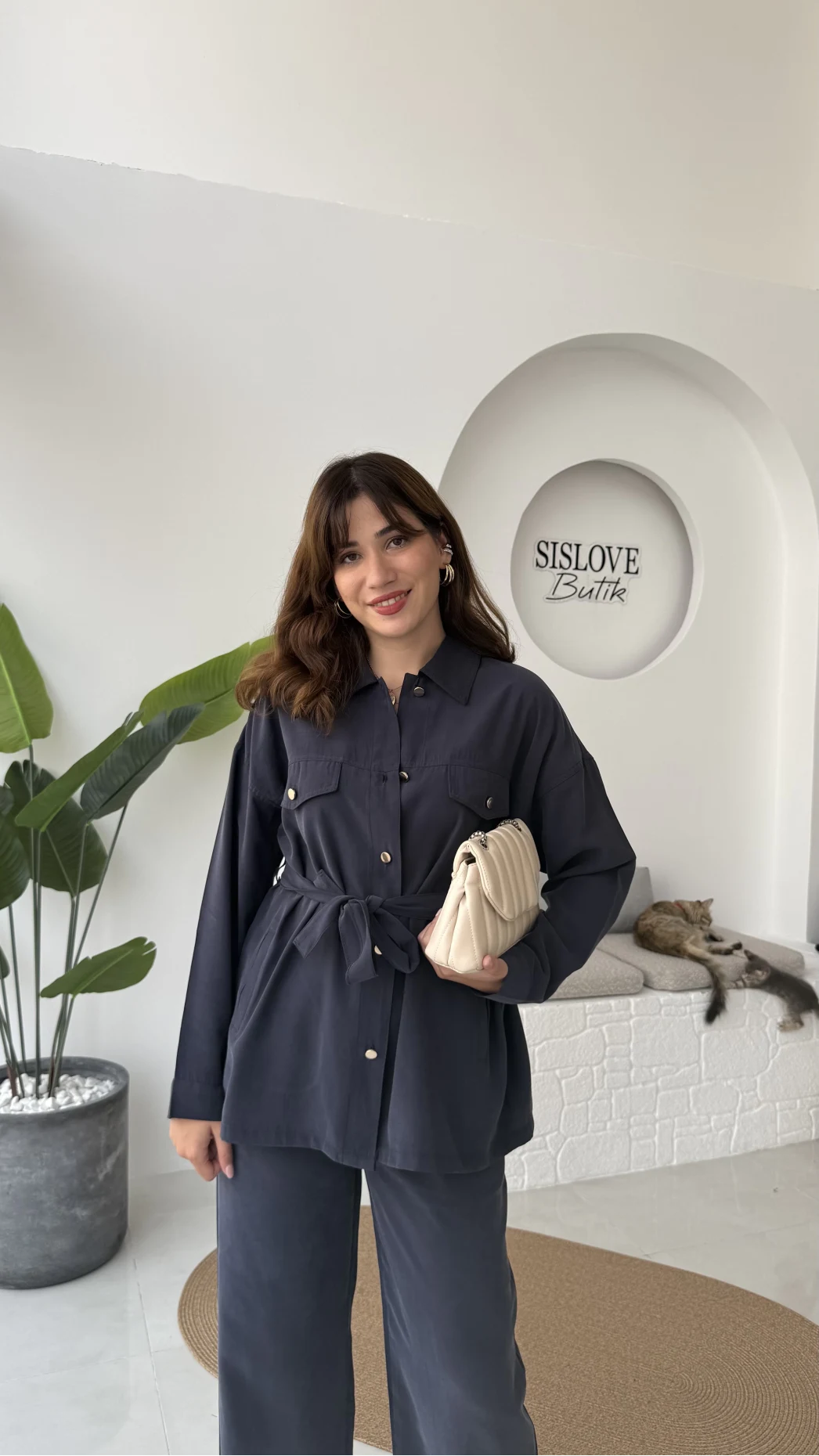 Gabriela Kuşaklı Gömlek Pantolon Takım - Lacivert