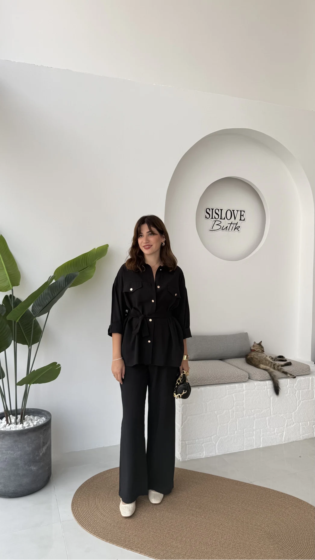 Gabriela Kuşaklı Gömlek Pantolon Takım - Siyah