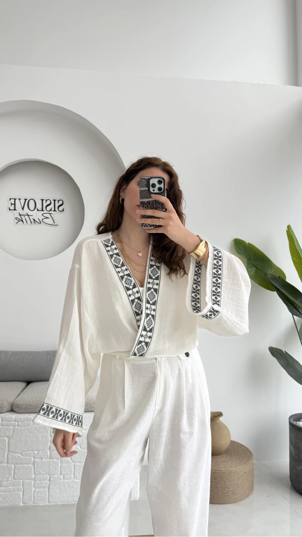 Geniş Kol Nakışlı Bağlamalı Kimono - Kırık Beyaz - 7014