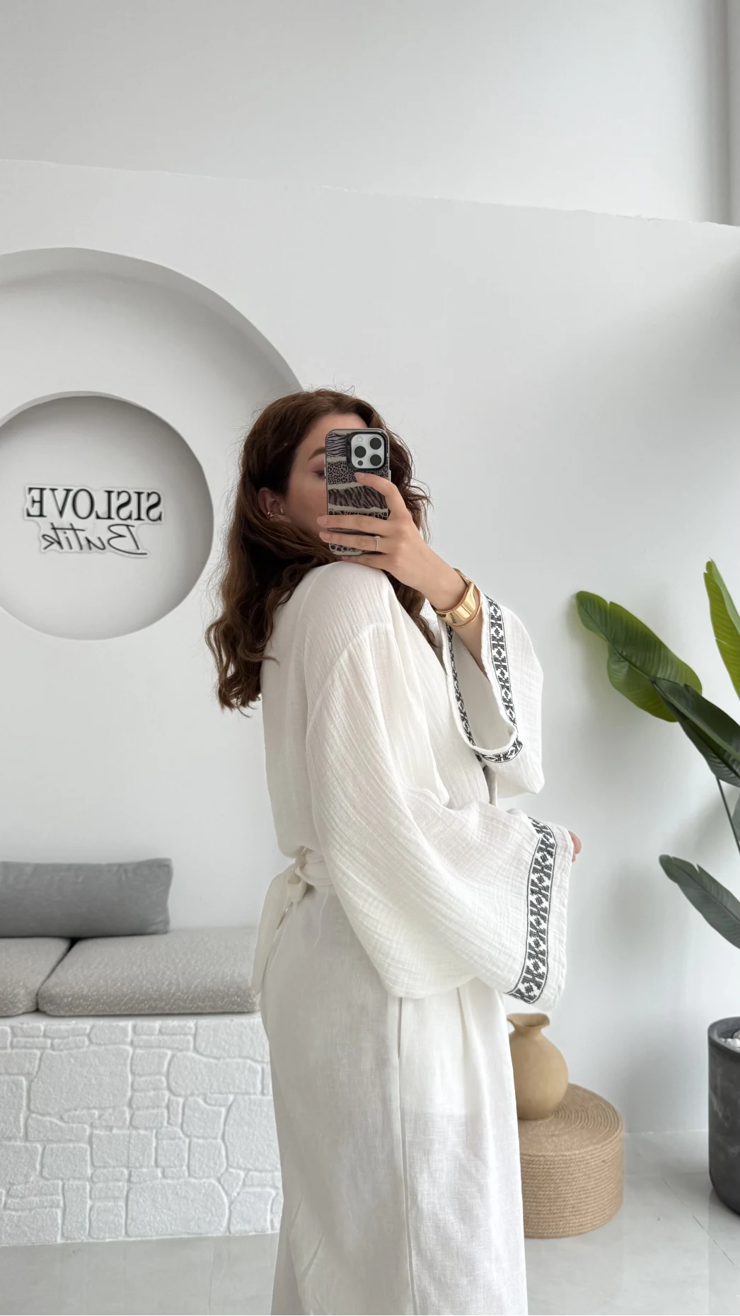 Geniş Kol Nakışlı Bağlamalı Kimono - Kırık Beyaz - 7014