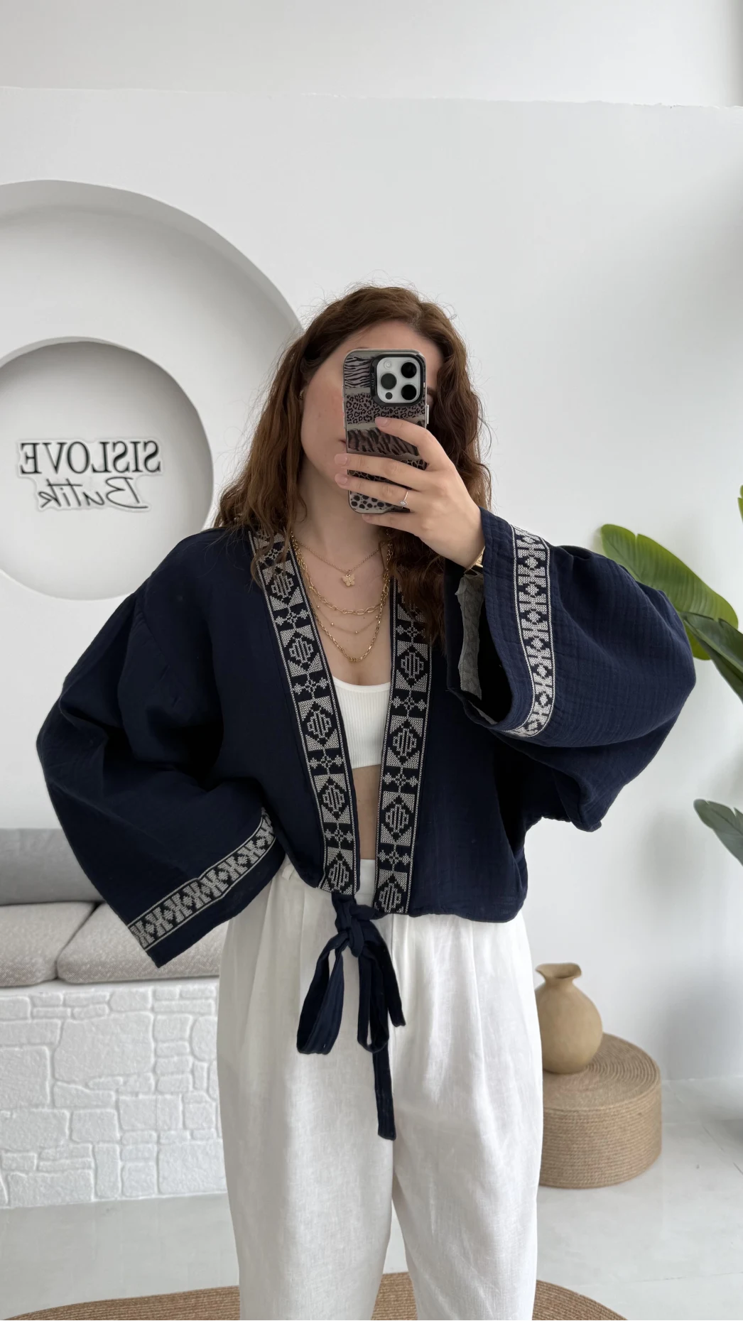 Geniş Kol Nakışlı Bağlamalı Kimono - Lacivert - 7014