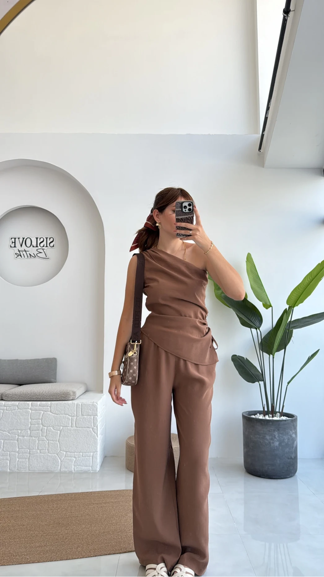 Gilda Tek Omuz Asimetrik Kesim Takım - Kahve