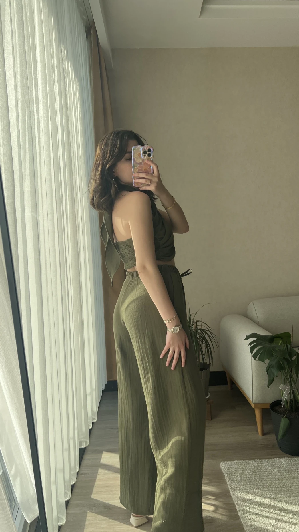 Haki Boyundan Bağlamalı Müslin Kumaş Takım