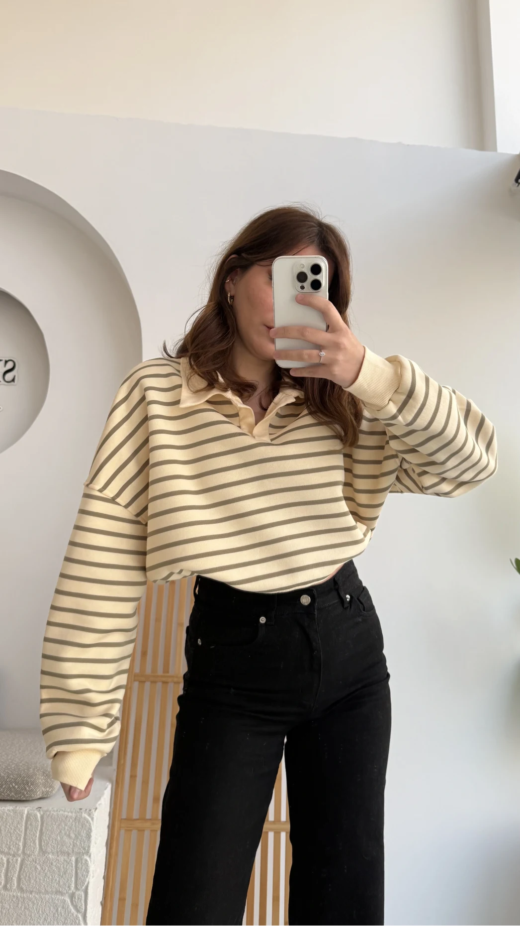 Haki Çizgili Krem Polo Yaka Sweatshirt