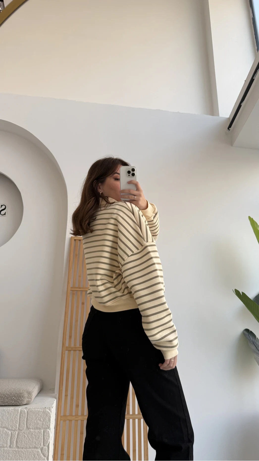 Haki Çizgili Krem Polo Yaka Sweatshirt