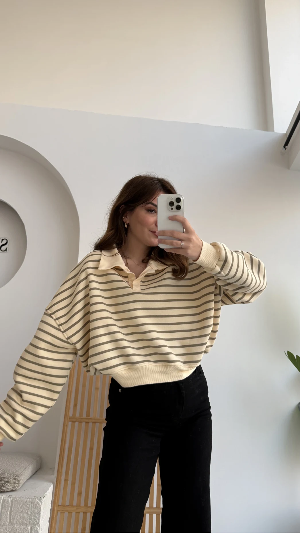 Haki Çizgili Krem Polo Yaka Sweatshirt