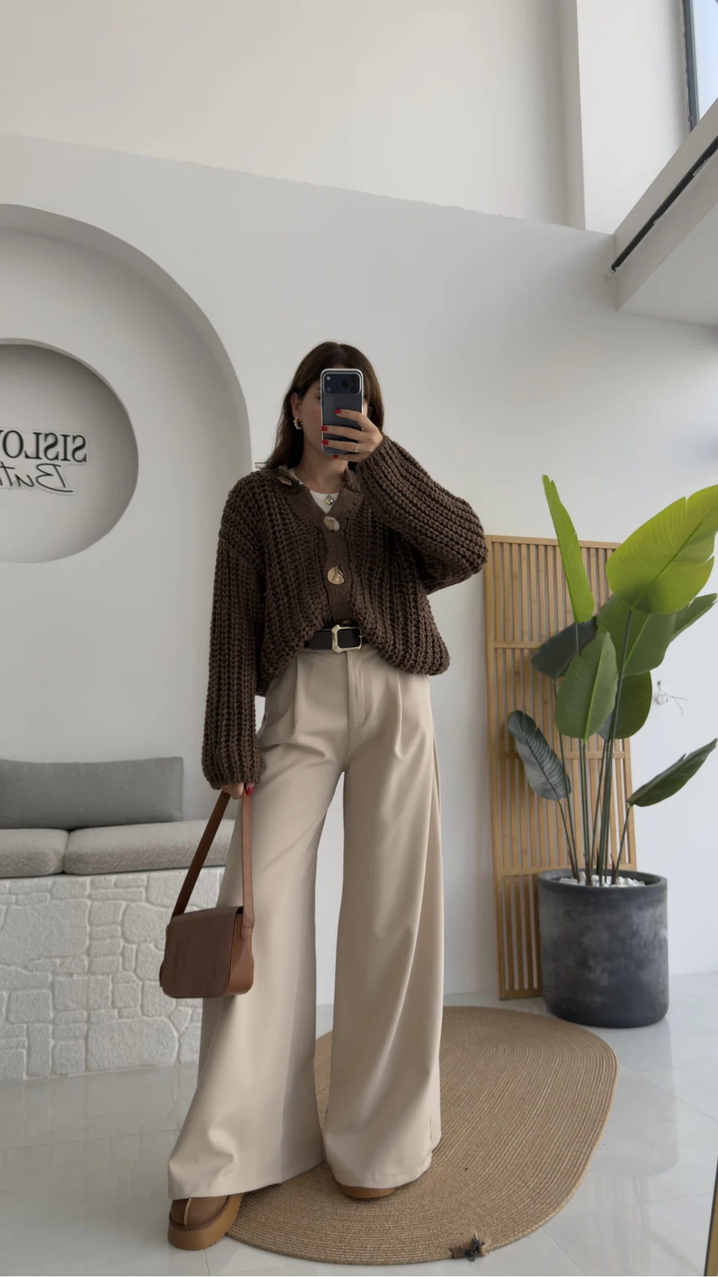 Hera Kemerli Bol Paça Kumaş Pantolon - Krem