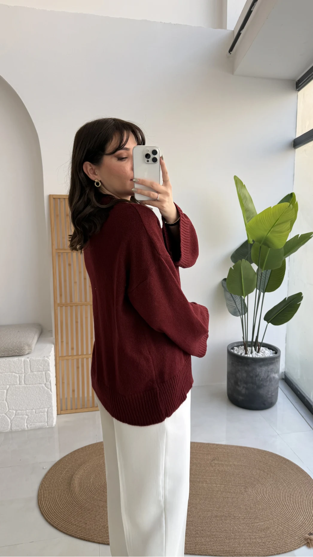 Hilary Yakası Aksesuar Detaylı Fular Bağlamalı Kazak - Bordo