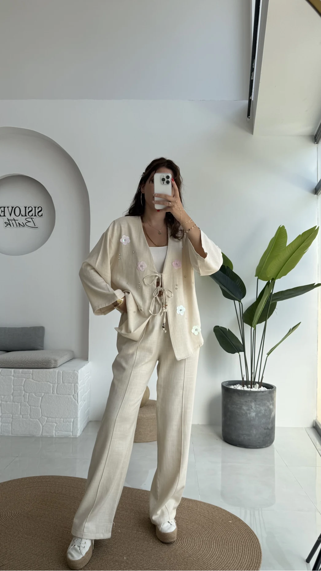 Jasmine Çiçek ve Taş Detay Takım - Taş