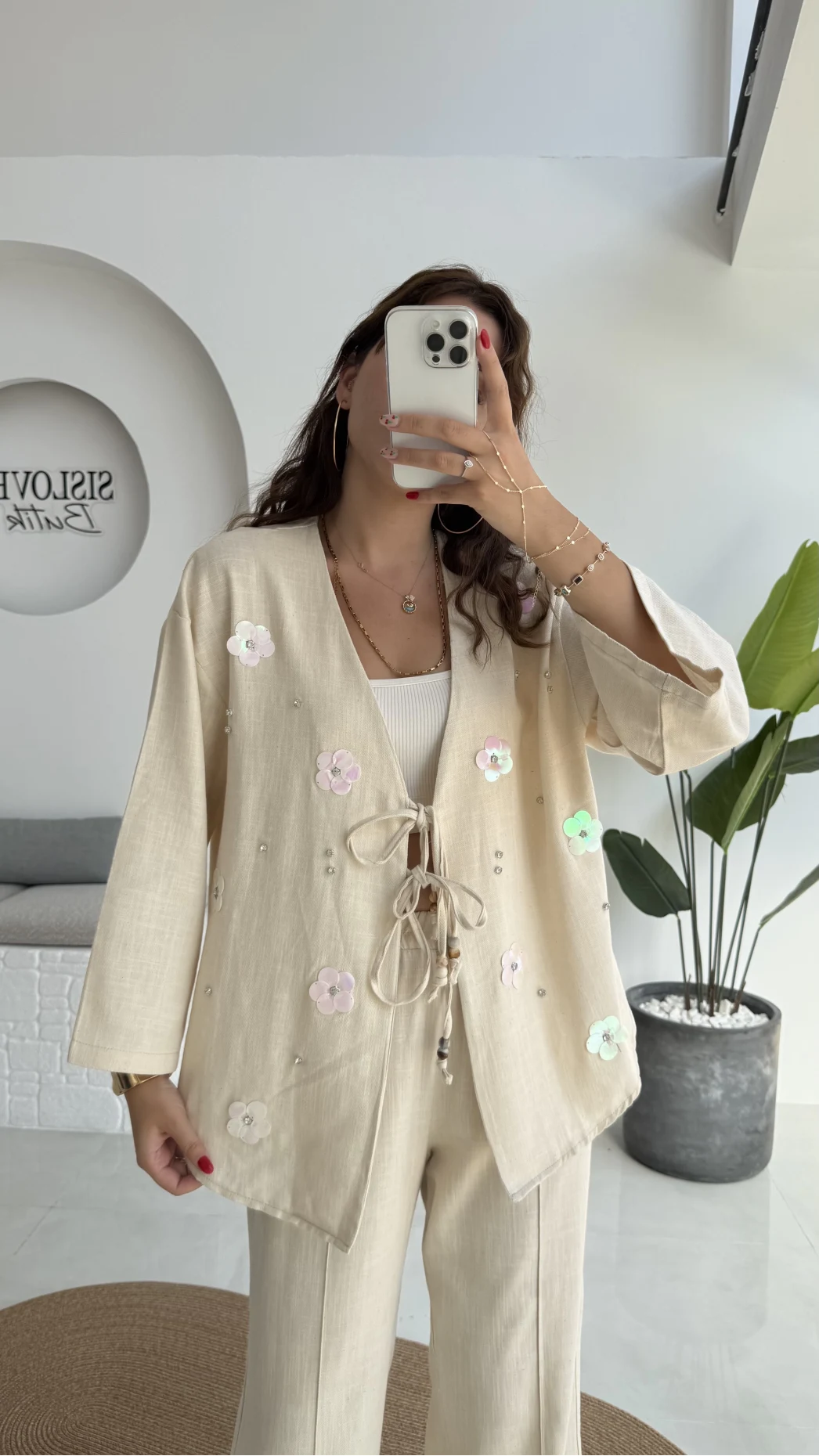 Jasmine Çiçek ve Taş Detay Takım - Taş