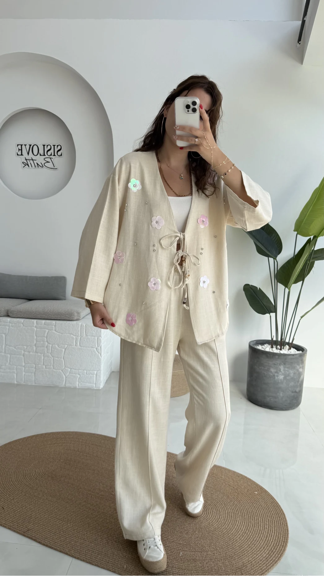 Jasmine Çiçek ve Taş Detay Takım - Taş