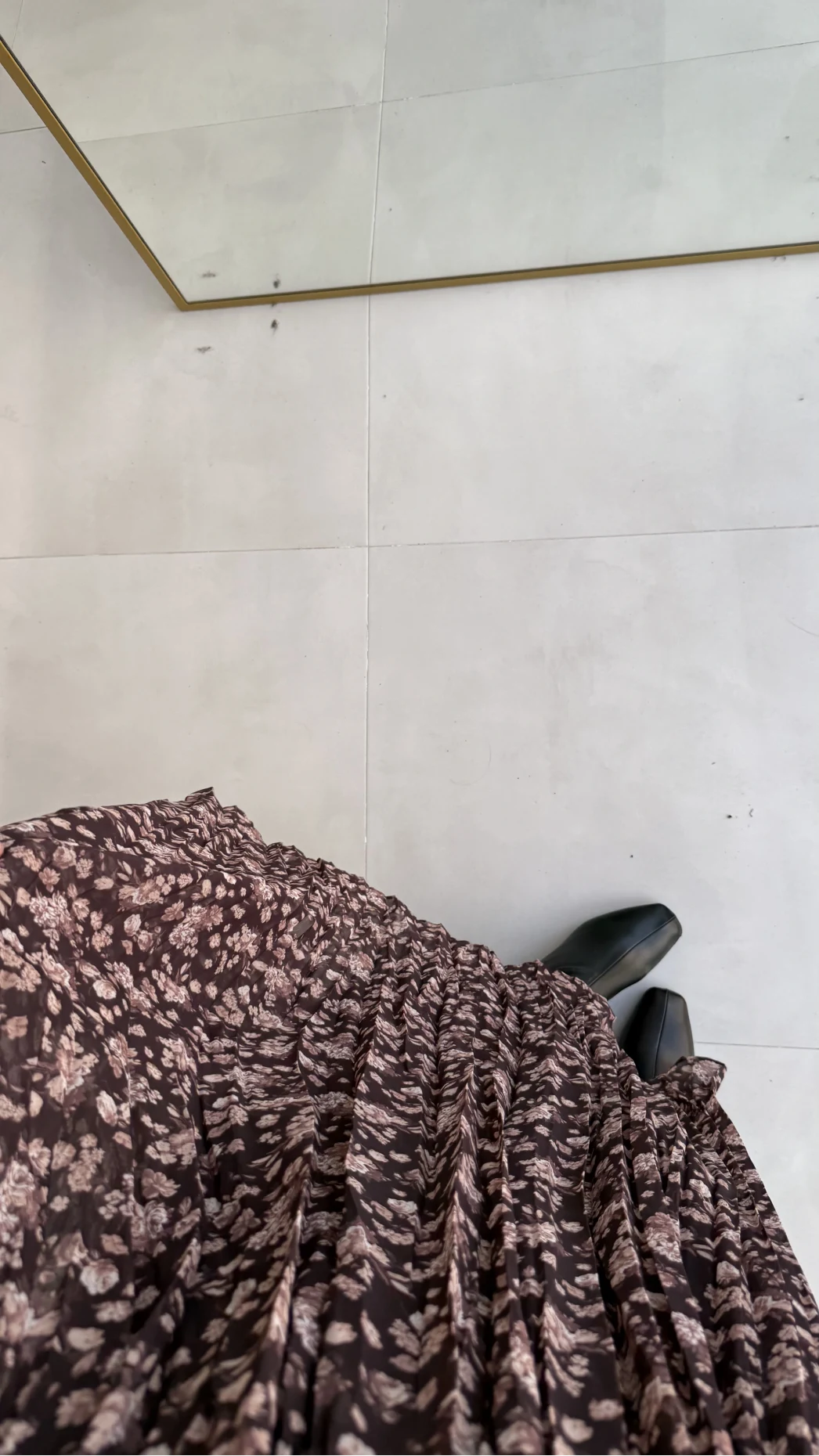 Kalın Kemerli Çiçek Desenli Şifon Etek - Kahverengi