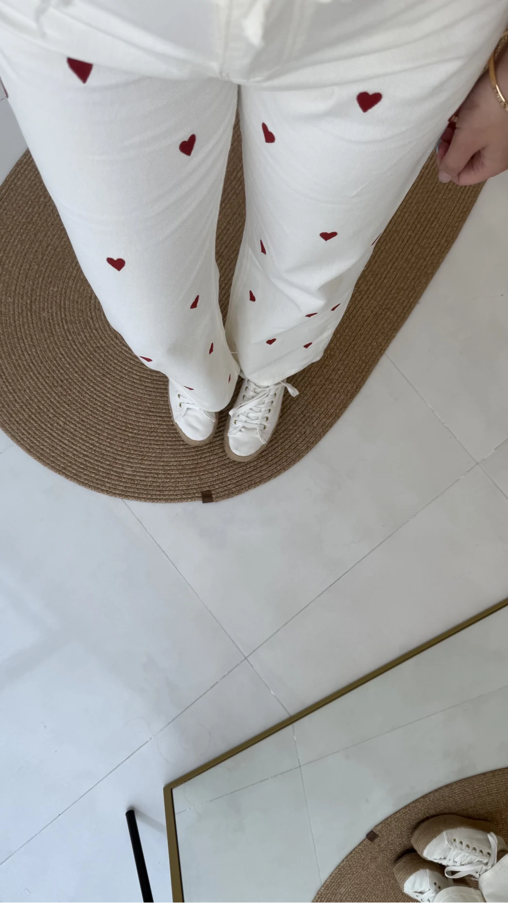 Kalpli Bağcıklı Kot Pantolon Krem