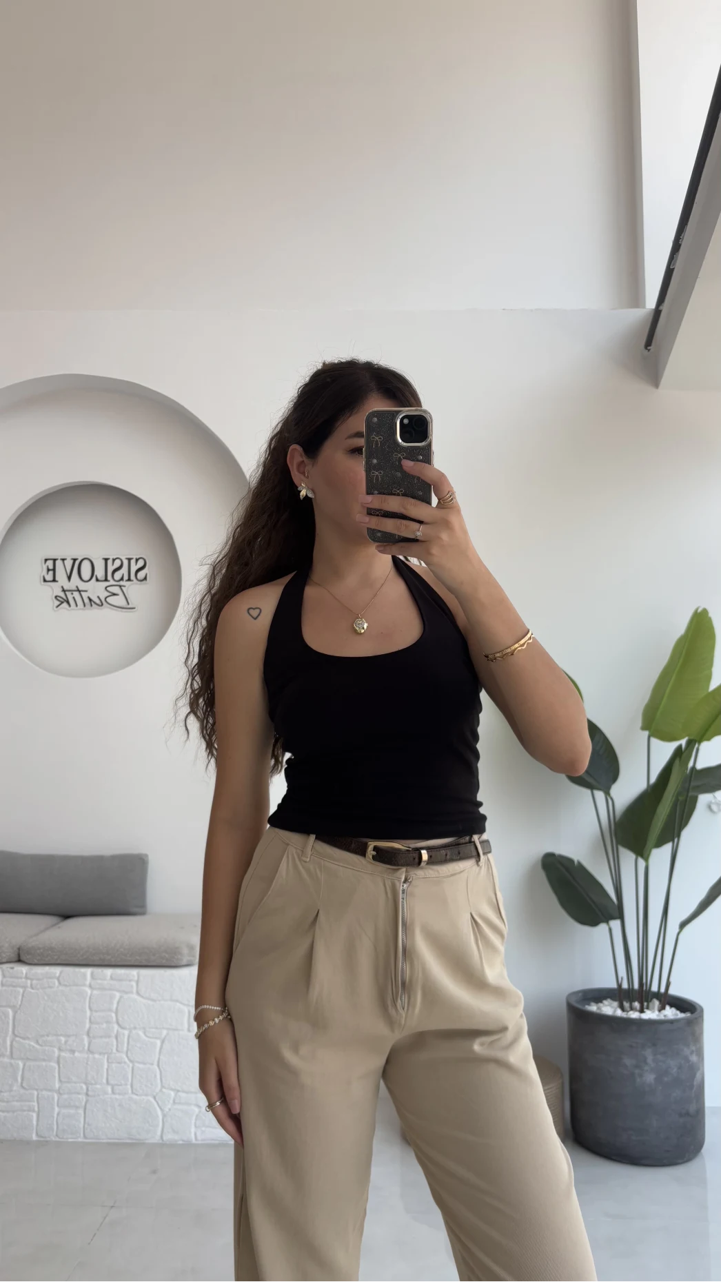 Karolina Boyundan Geçmeli Crop - Siyah