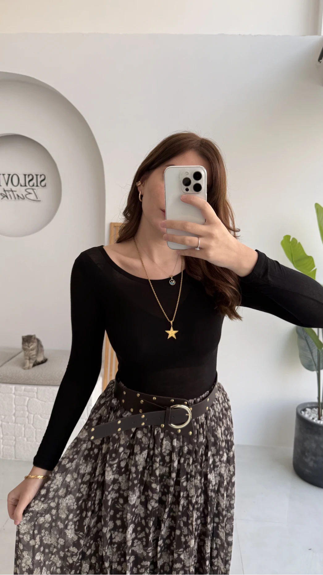 Kayık Yaka Transparan - Siyah