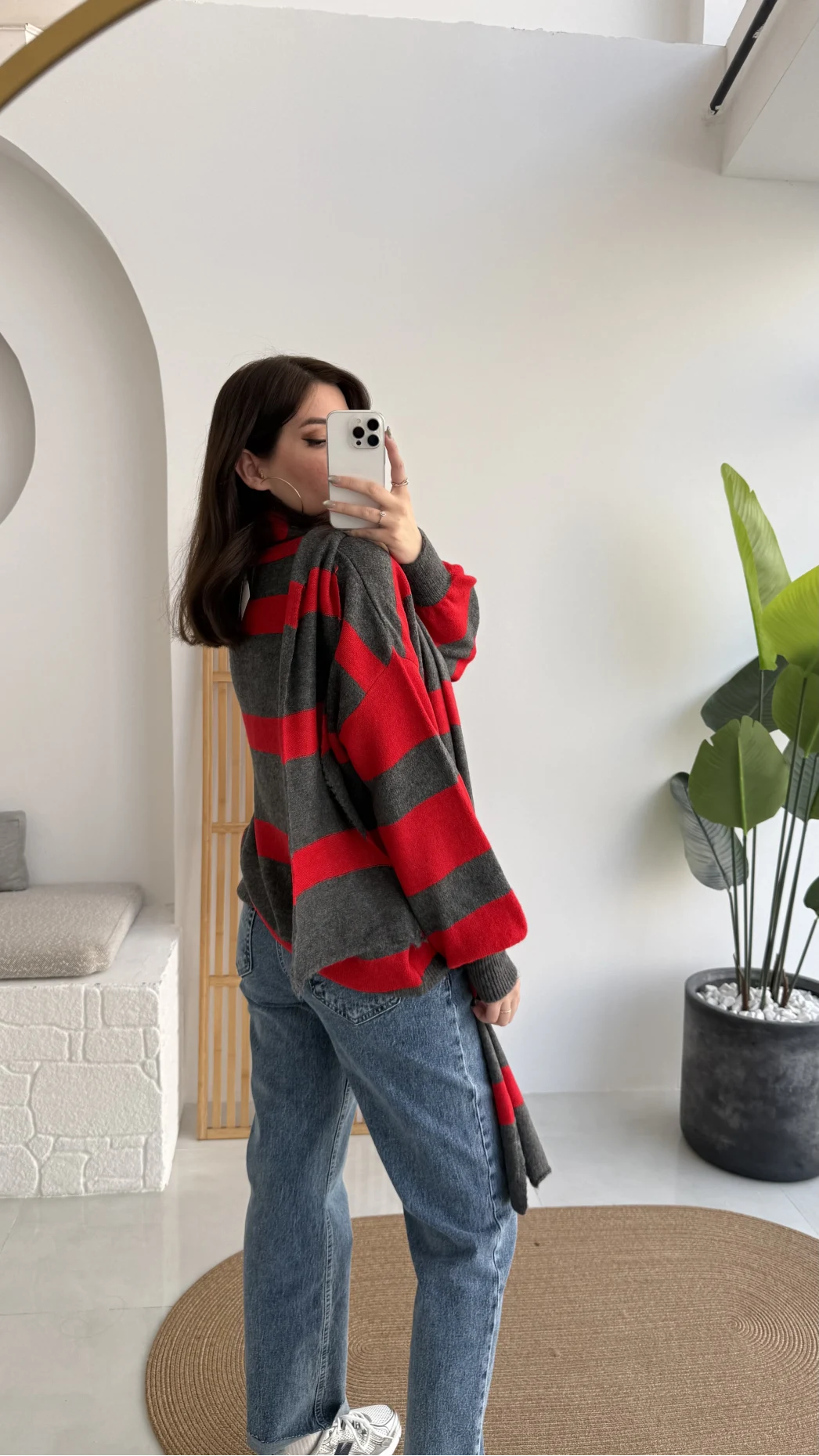 Kırmızı Şeritli Atkı Detaylı Triko Hırka