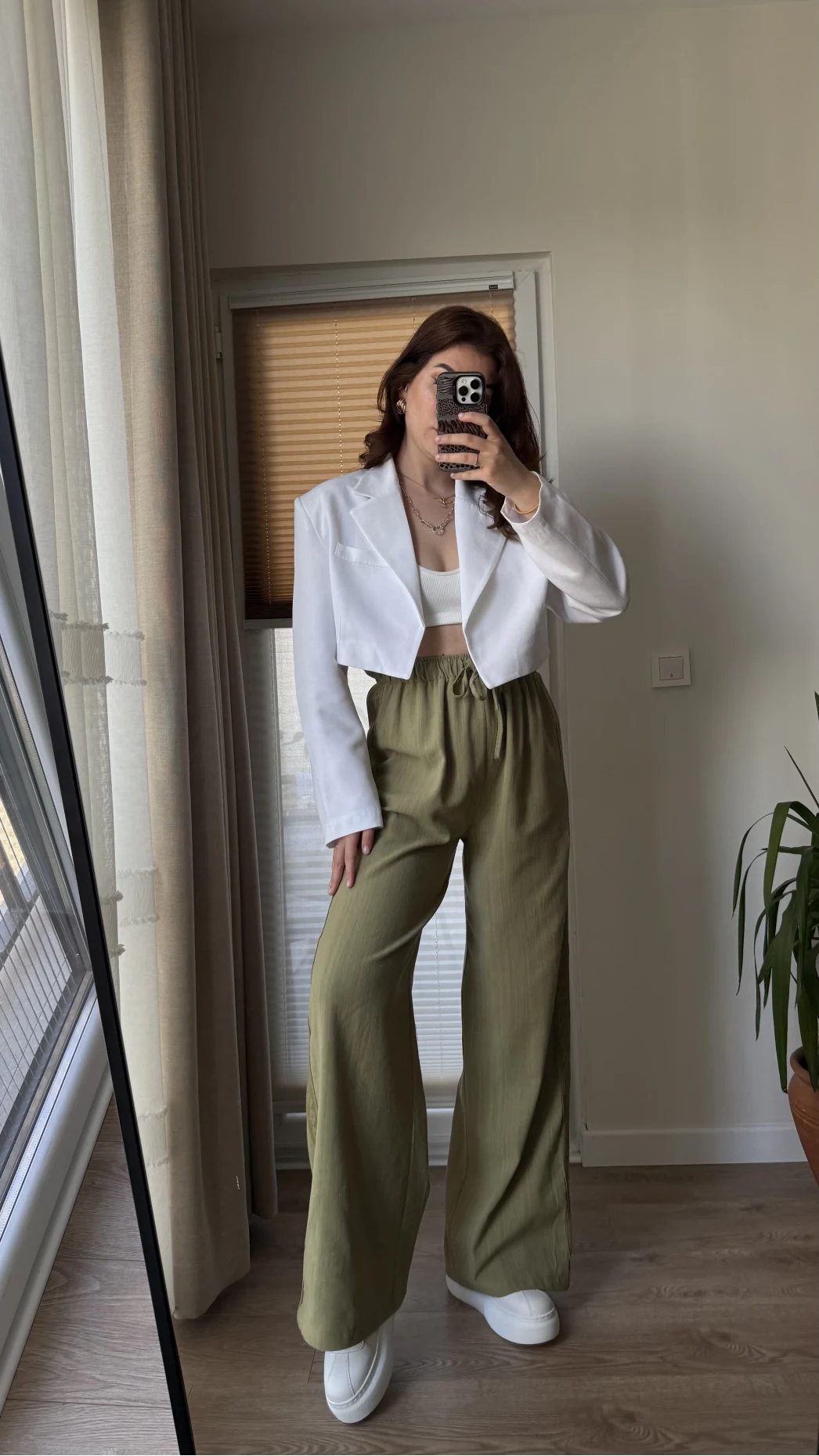 Kısa Crop Keten Astarlı Ceket Beyaz