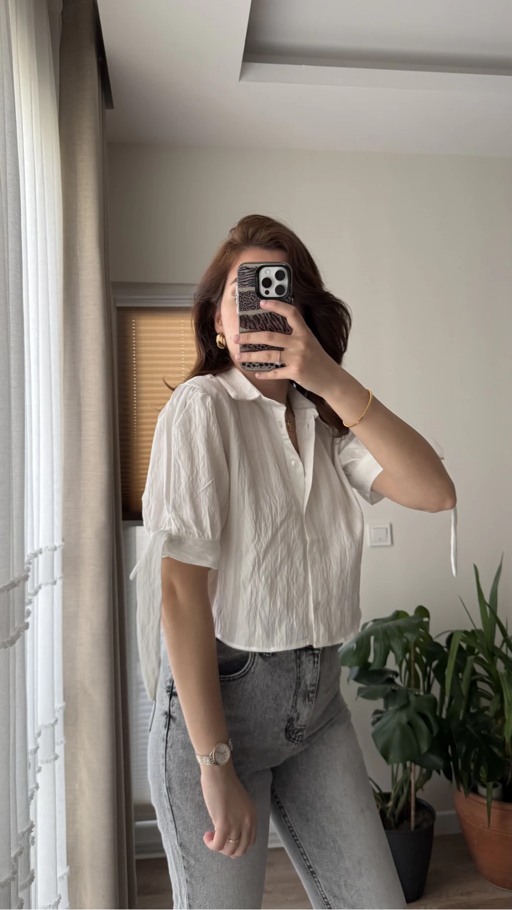 Kolları Bağlama Detay Gömlek Beyaz