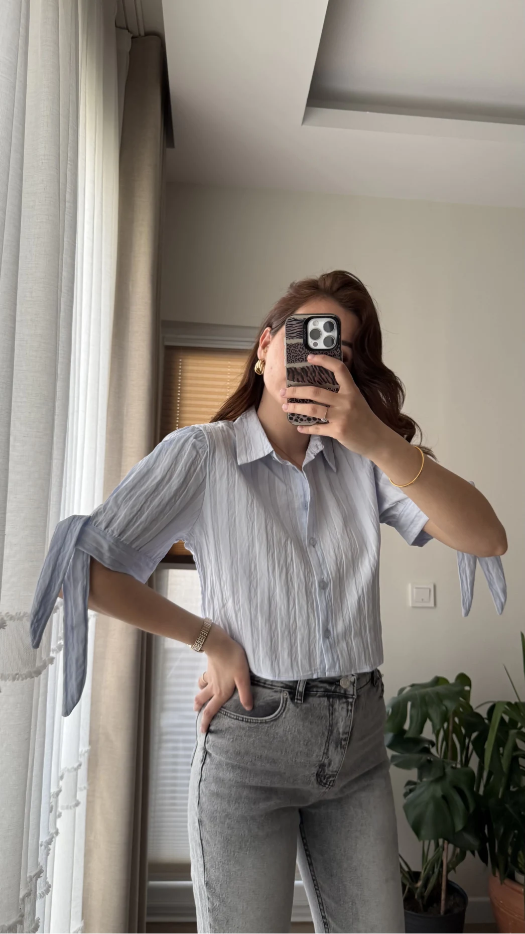 Kolları Bağlama Detay Gömlek Mavi