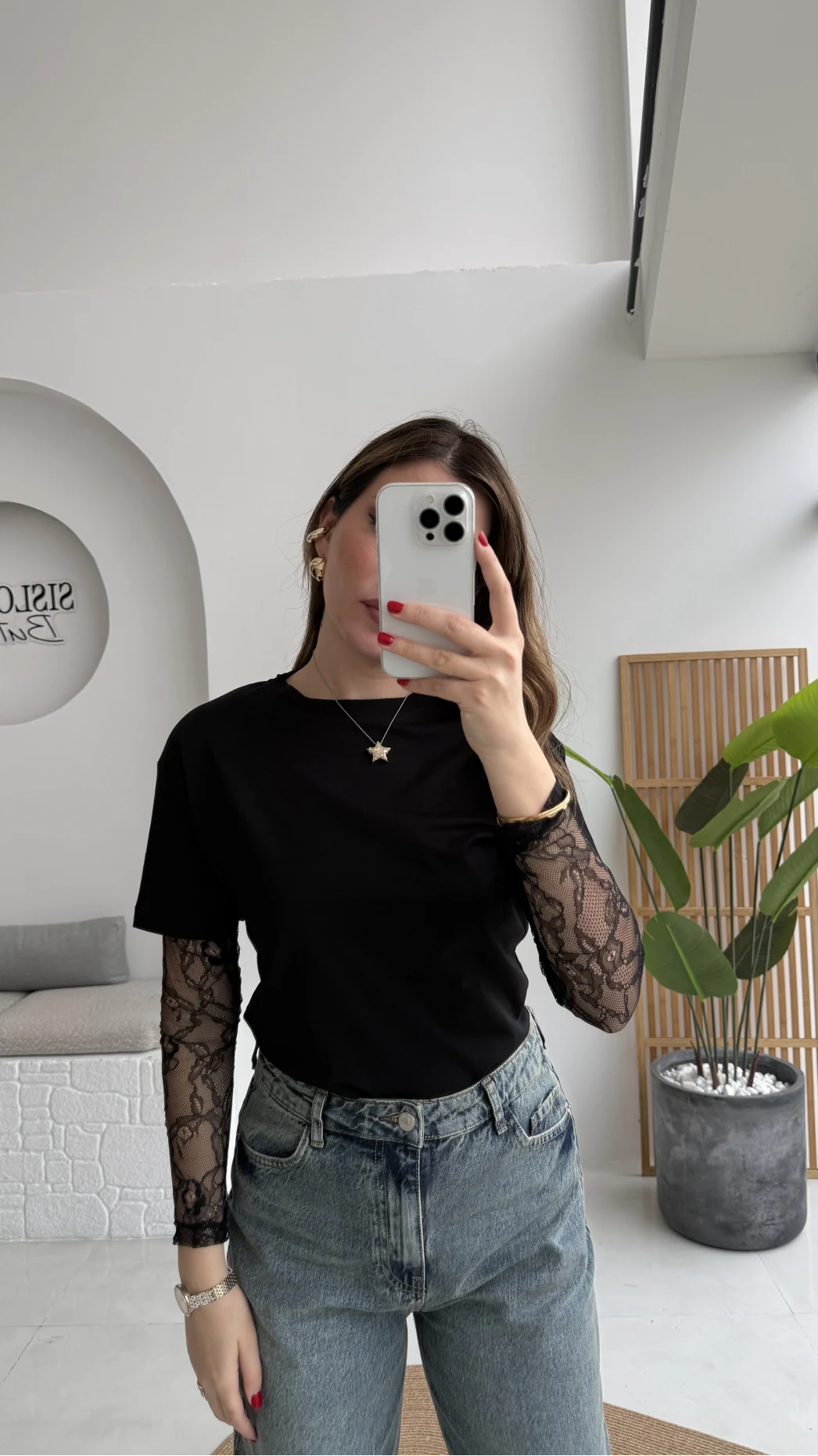 Kolu Danteli T-shirt - Siyah