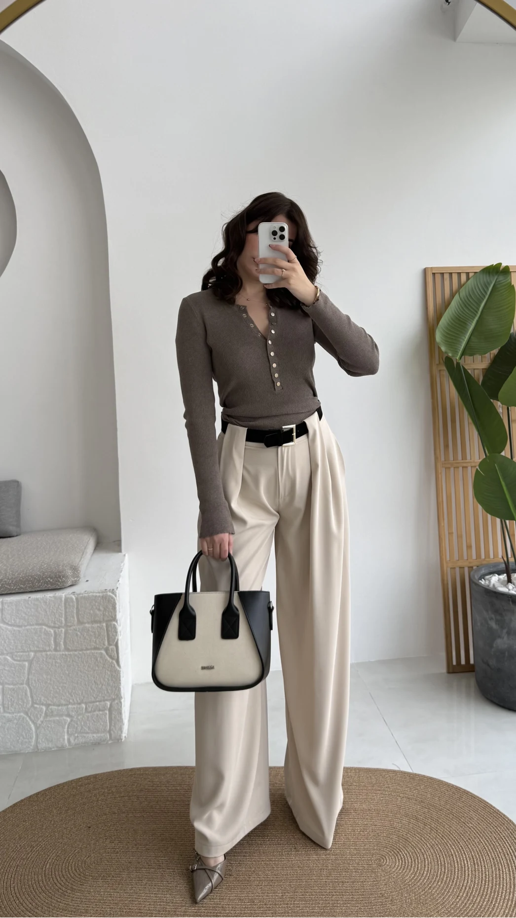 Köprü Detay Kemerli Pantolon - Taş - Kod: 3855