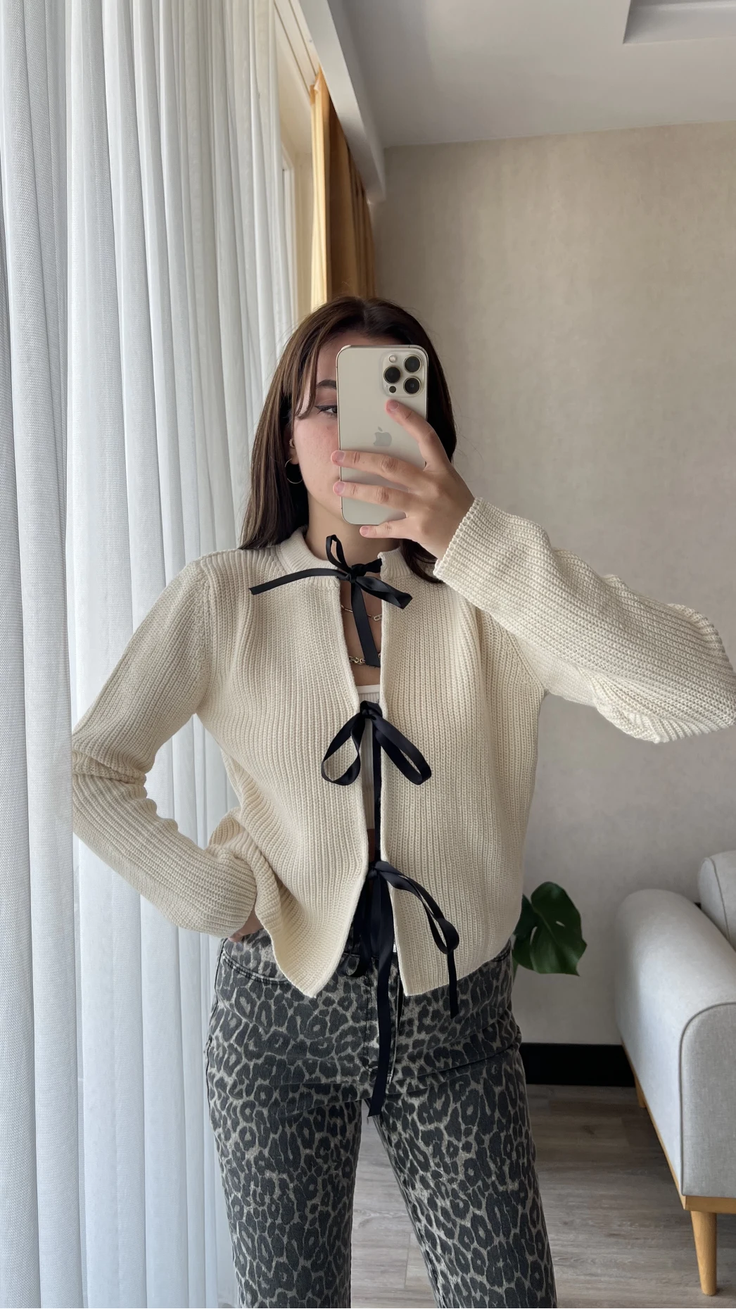 Krem Triko Bağlamalı Hırka